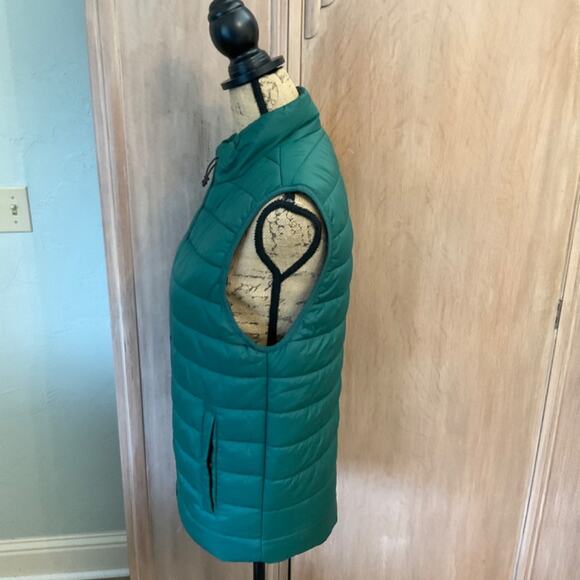 Goodfellow & Co. Green Quilted Soft puffer Full Zip Pockets Vest Warm athletic S - Picture 14 of 16